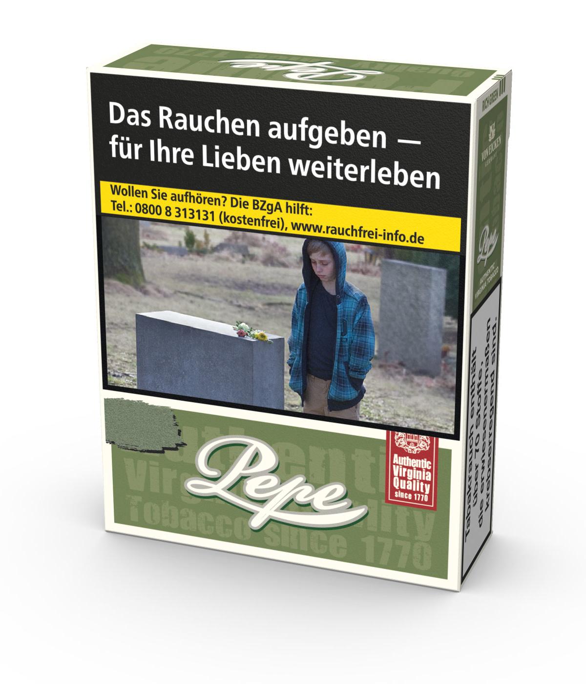 Grüne und weiße Zigaretten-Stange Pepe Rich Green (Verpackungseinheit: 8 Packungen) der Marke Pepe. Auf der Verpackung sind das Pepe-Logo, Warnhinweise und der Schriftzug 'Virginia Tobacco Quality Since 1770' abgebildet.