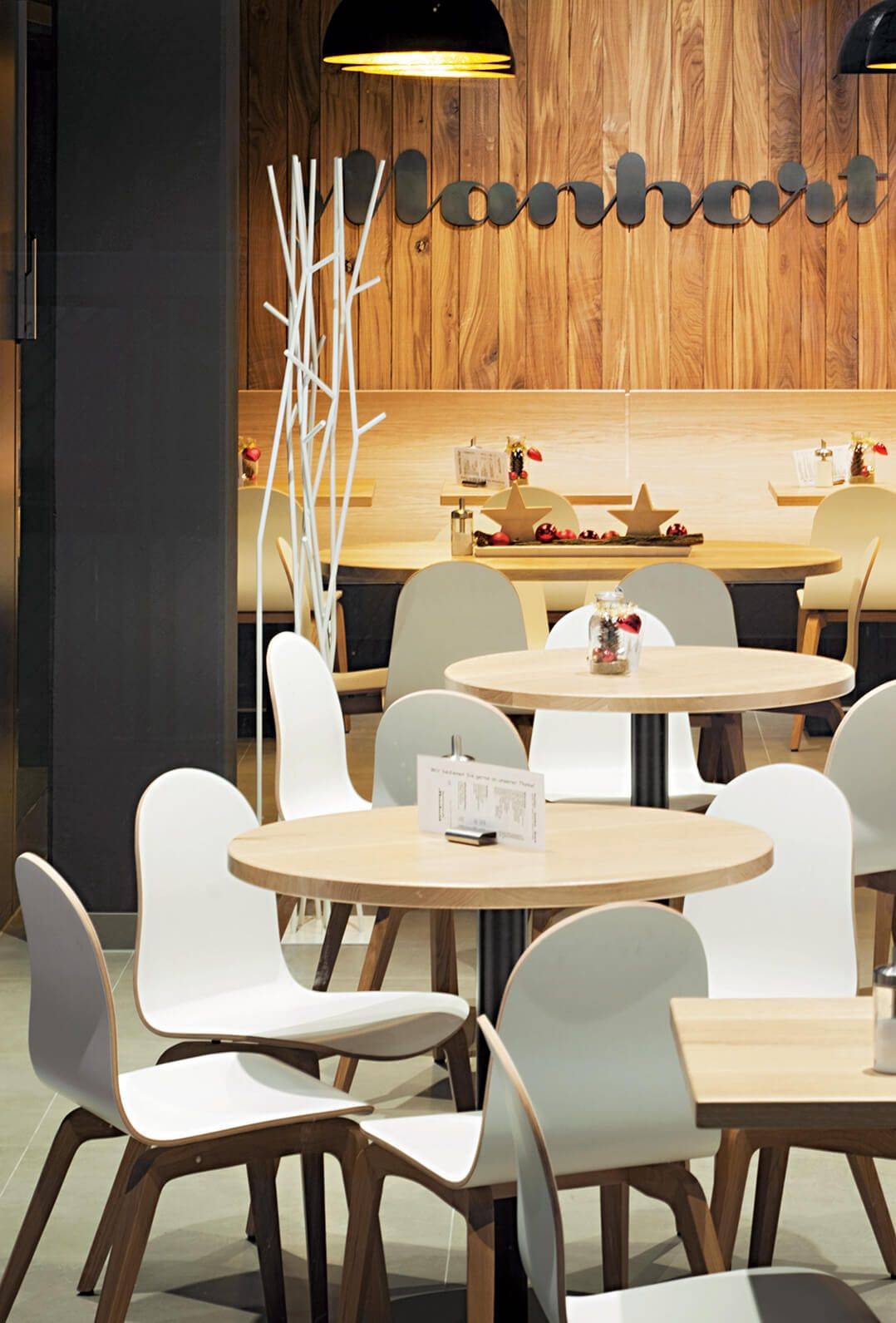Indoor Shell chairs for your restaurant or hotel