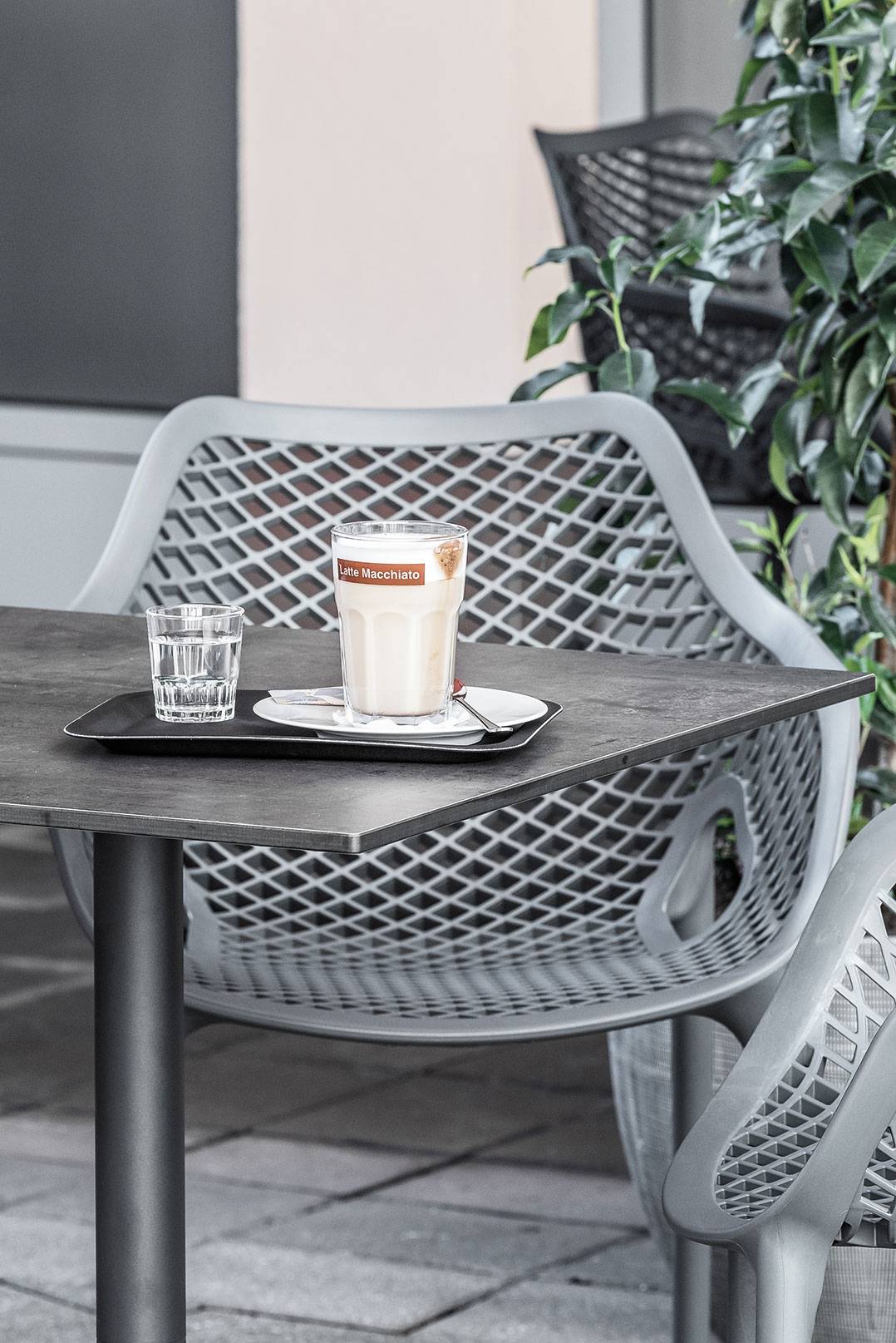 Weatherproof table tops for your restaurant, hotel or beer garden