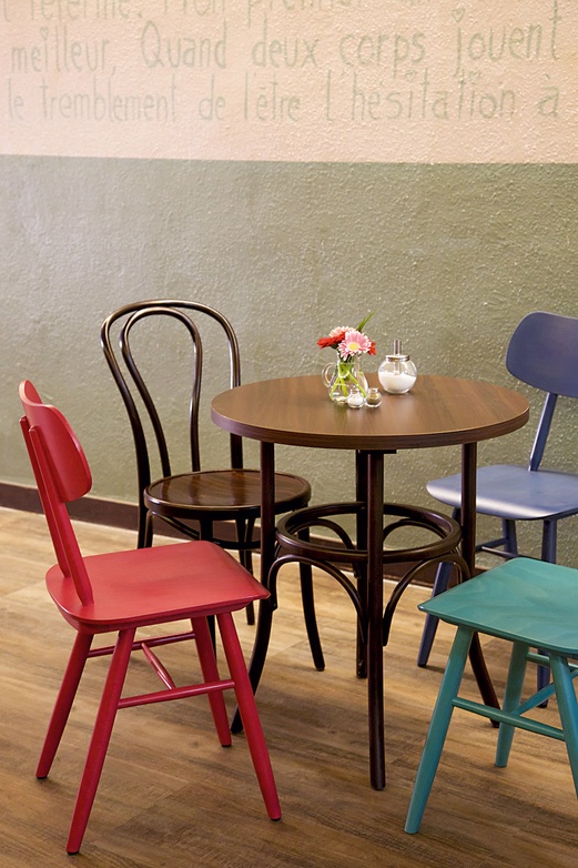 Tables en bois pour votre restaurant ou hôtel