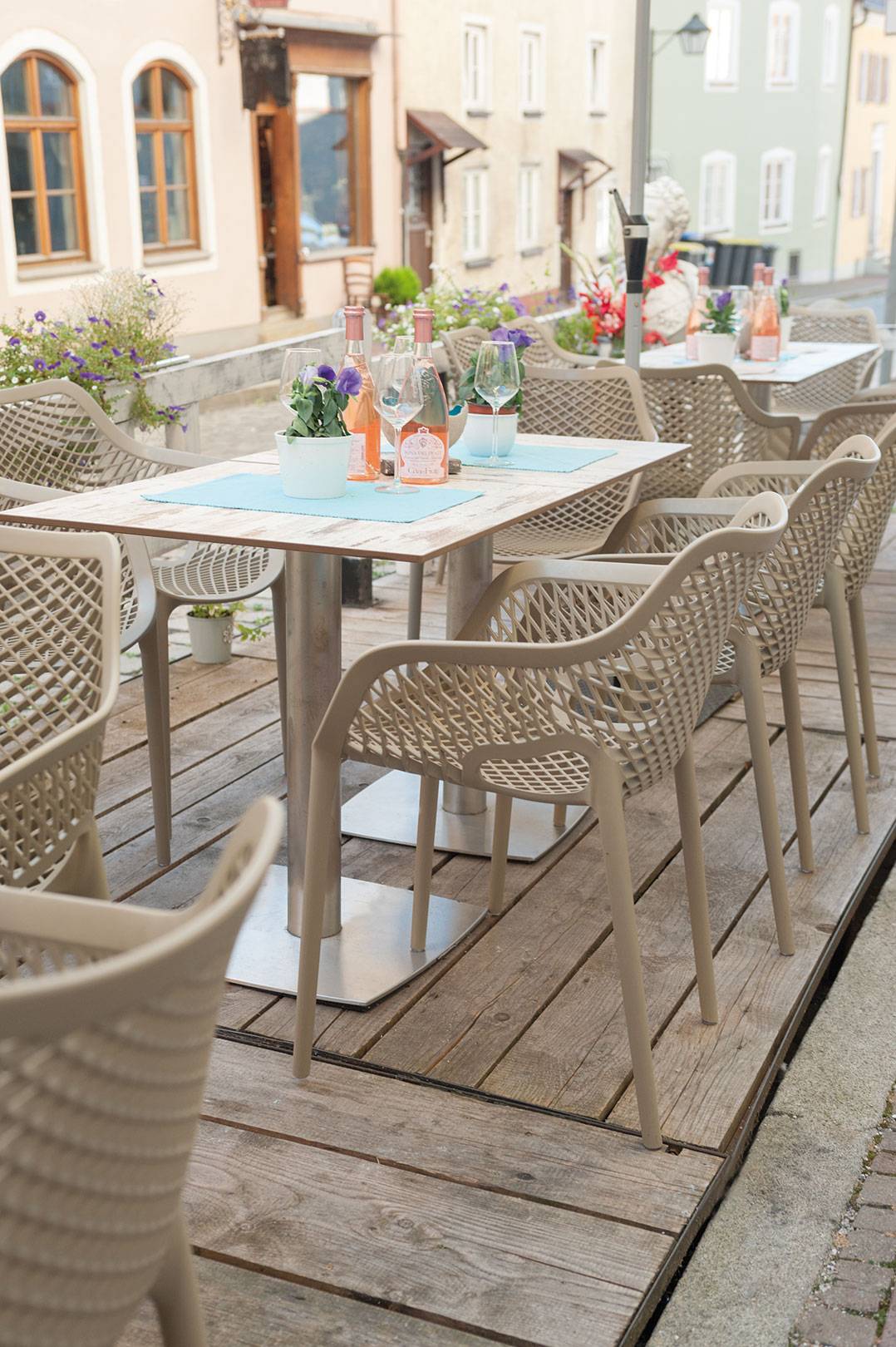Outdoor tables for your restaurant or hotel