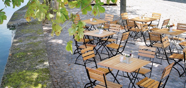 Beer garden furnitures