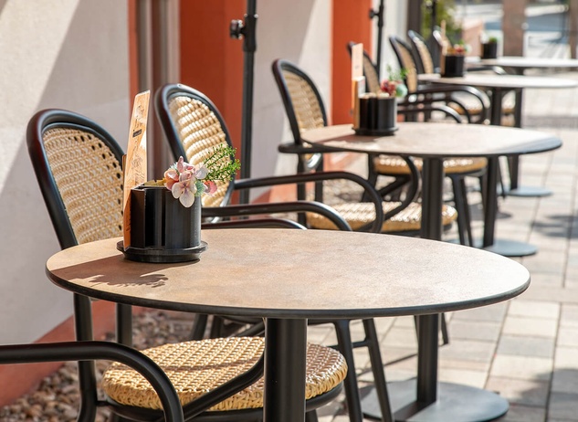 GO IN Referenz Café Bistro Flair