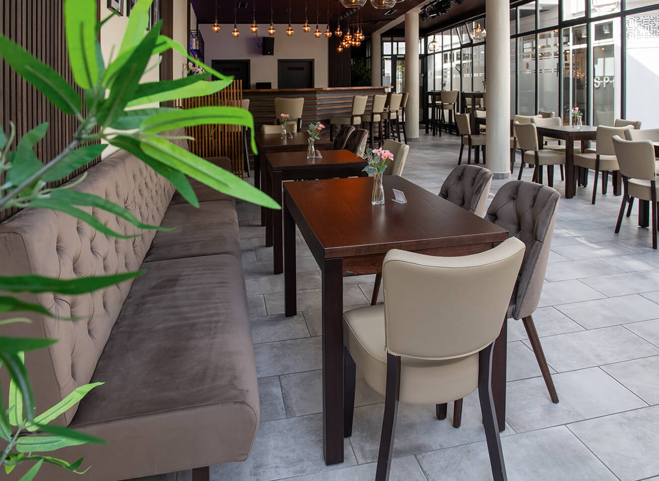 GO IN Referenz Berti´s Bar