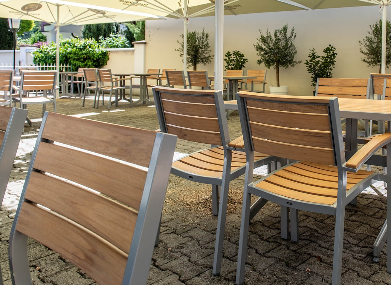 GO IN Referenz Nostos