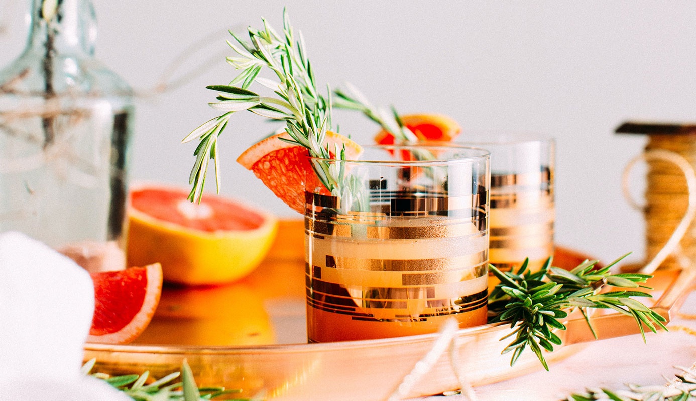 5 Rezept-Ideen für heiße Drinks jenseits des Glühweins