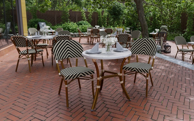 Brasserie Restaurant, Chaise Bistro, Table Bistro