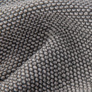 Braun-grau