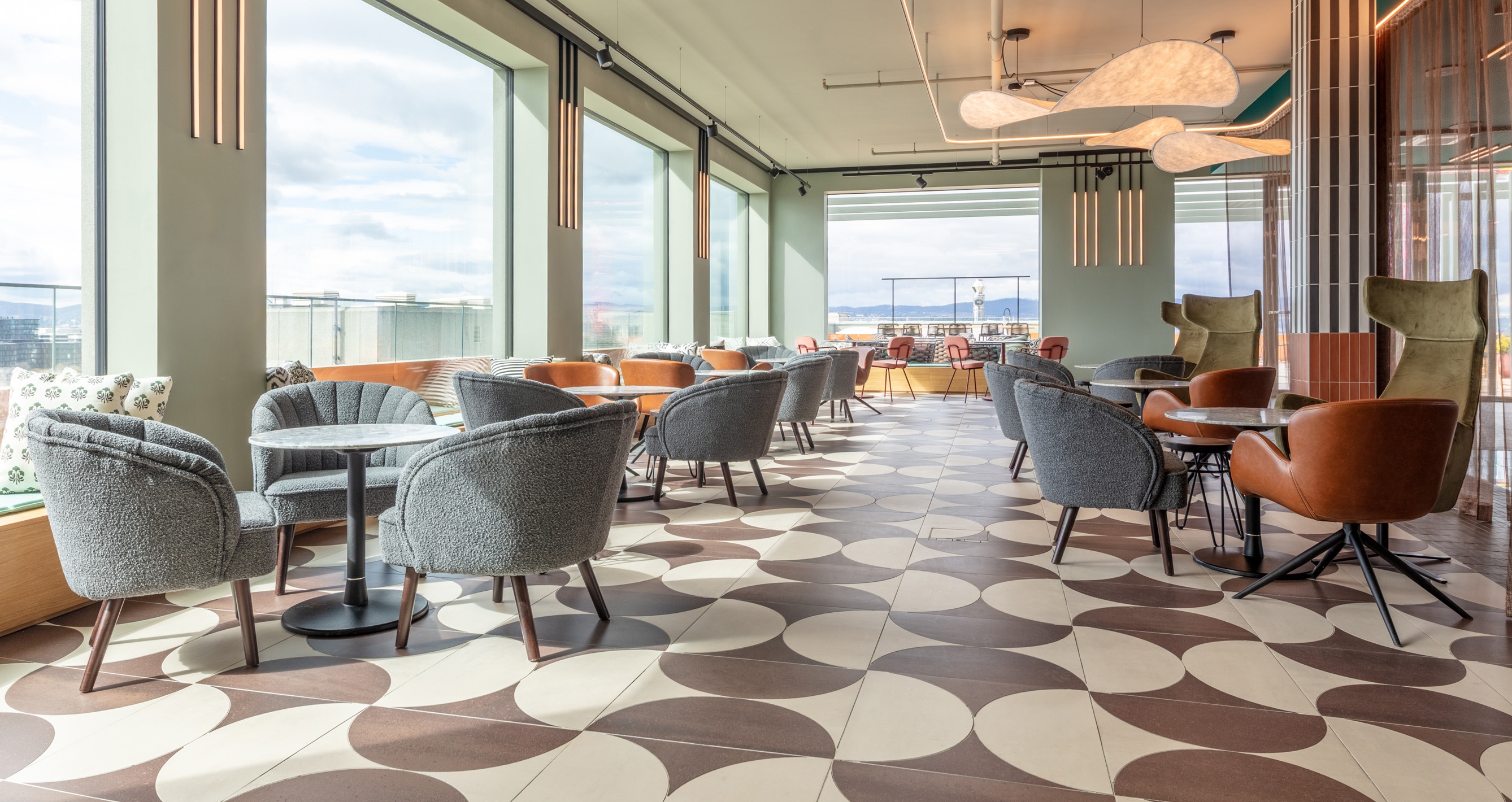 GO IN Referenz HANS-Y | ALL-IN Lifestyle Living | Indoor-Lounge