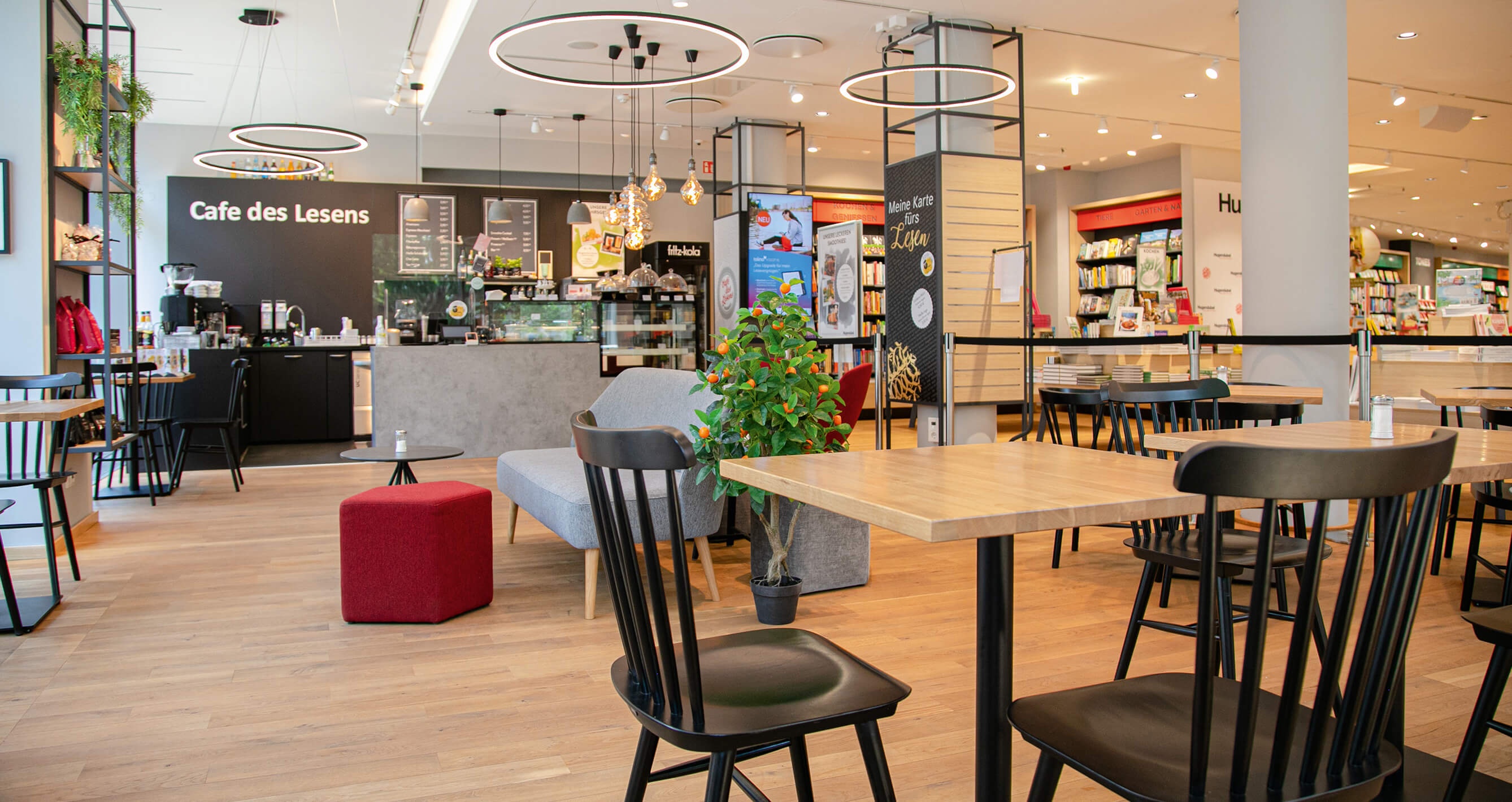 GO IN Referenz Cafe des Lesens Hugendubel