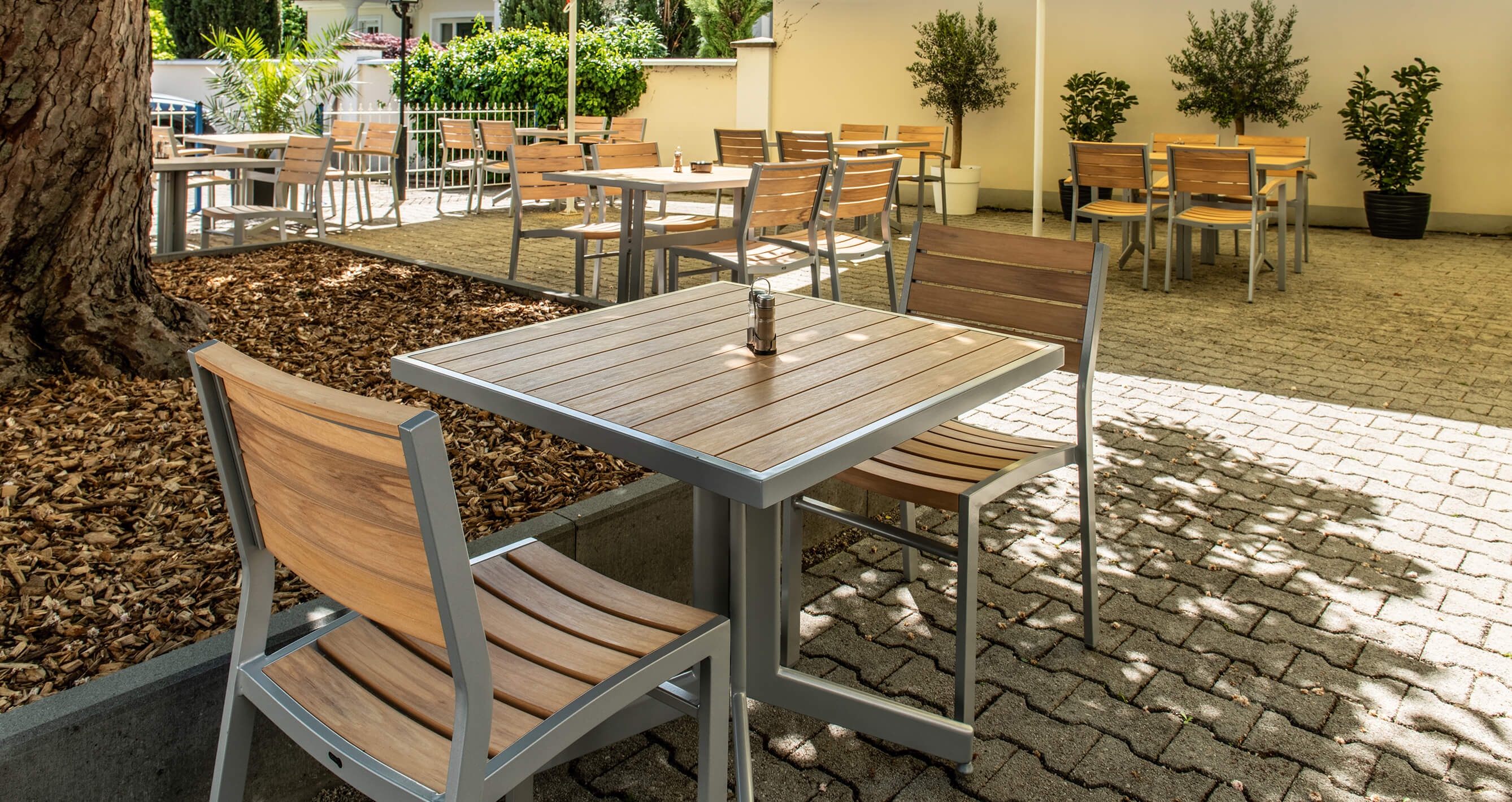 GO IN Referenz Nostos