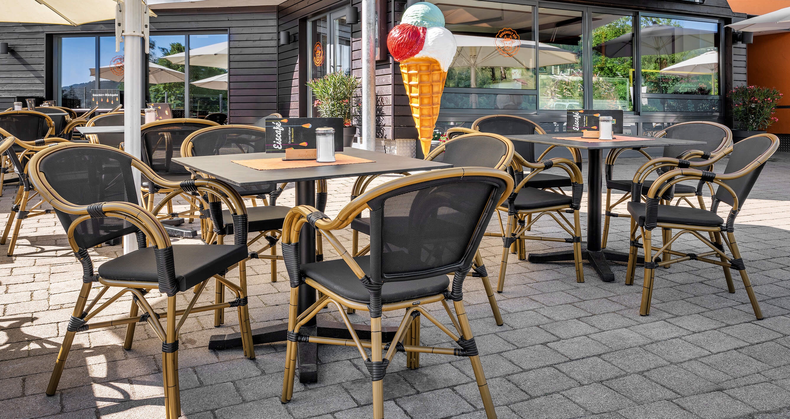 GO IN Referenz Bergwelt Eiscafé