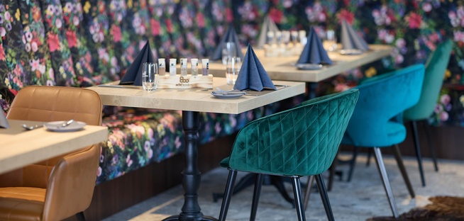 Die neue Opulenz in der Gastronomie: farbenfroh, detailreich & verführerisch