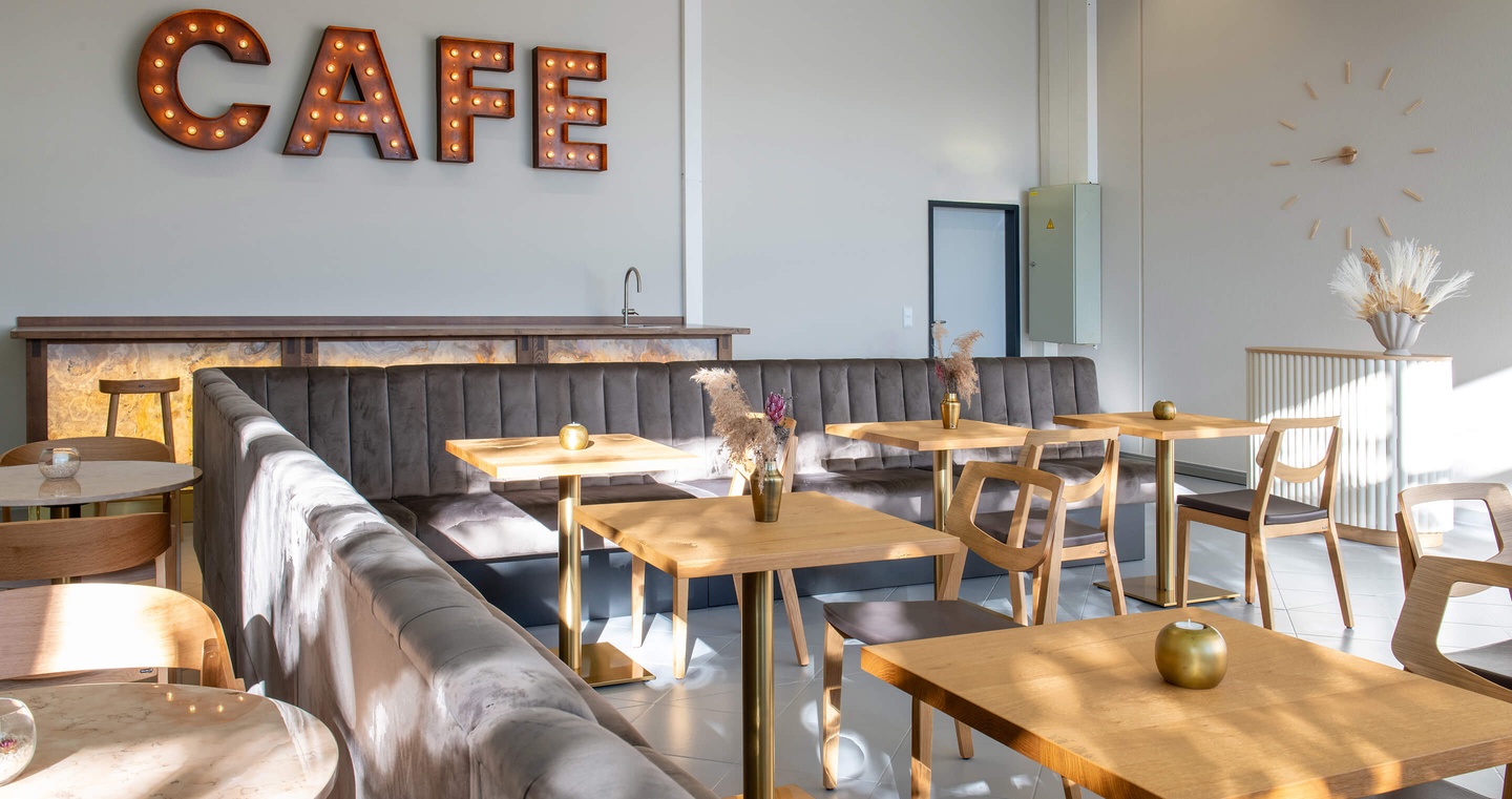 ambience image desktop go in cafe