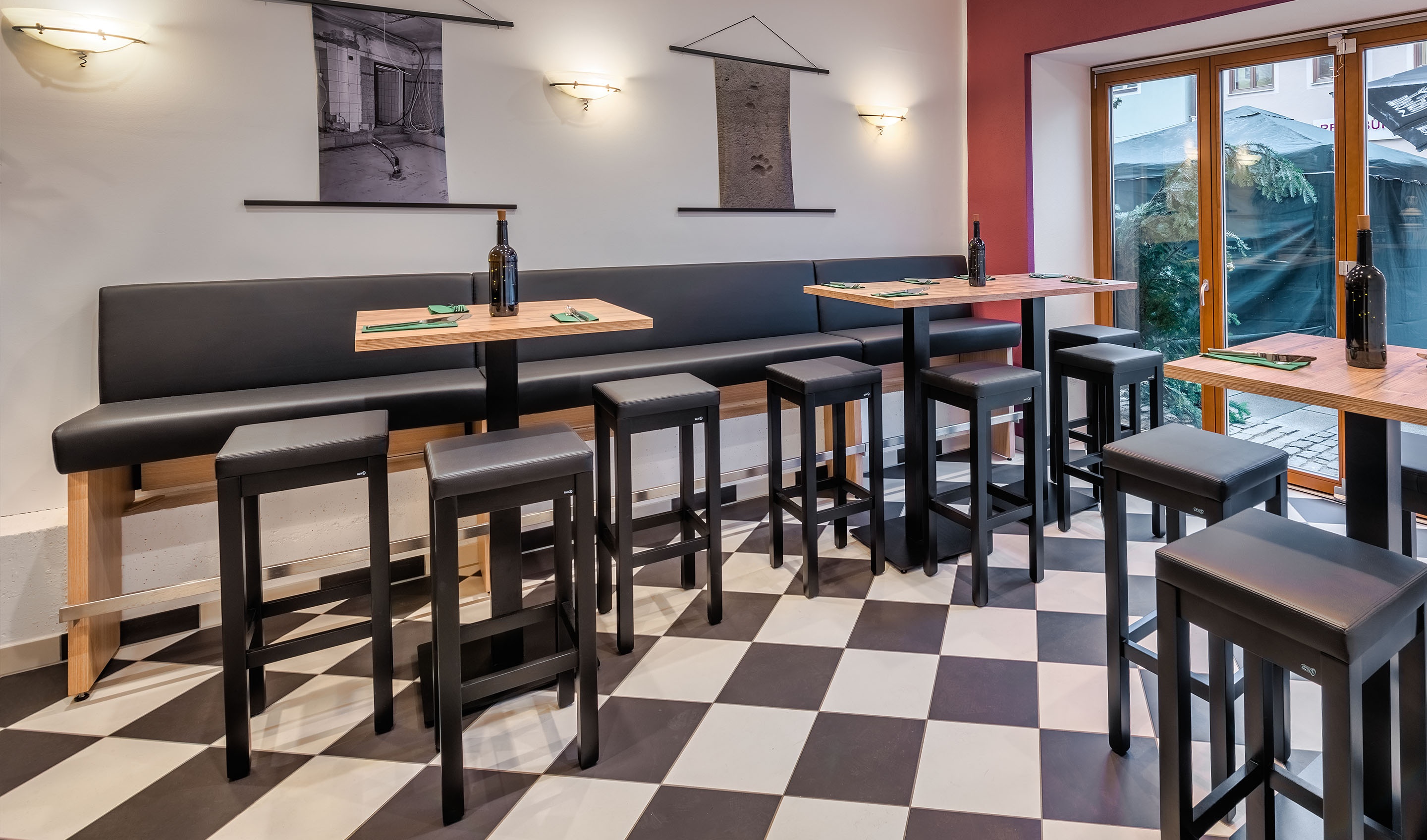 image content desktop h line