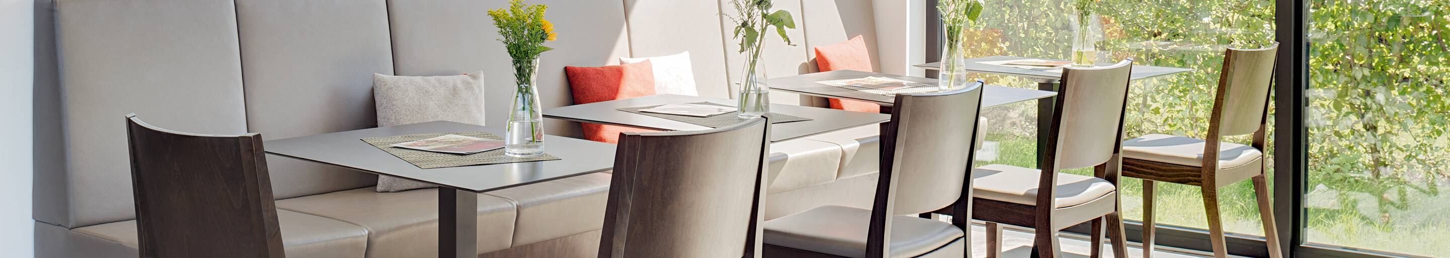 Indoor Stühle für Ihre Gastronomie und Hotellerie