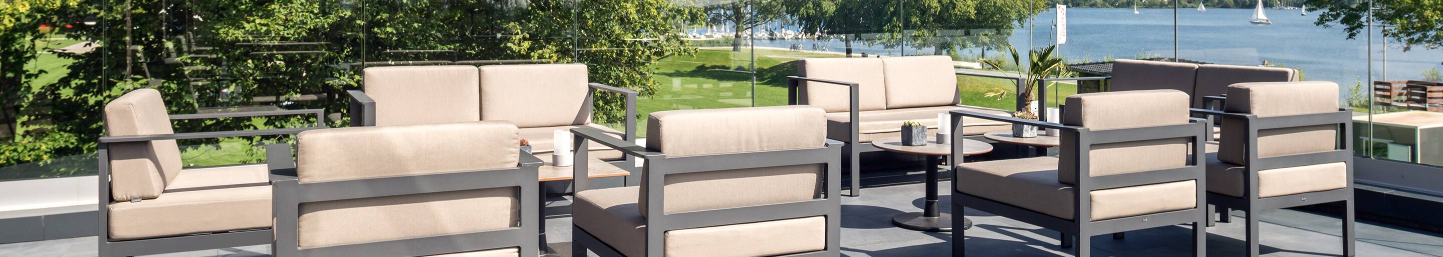 Outdoor Sofas for your restaurant or hotel
