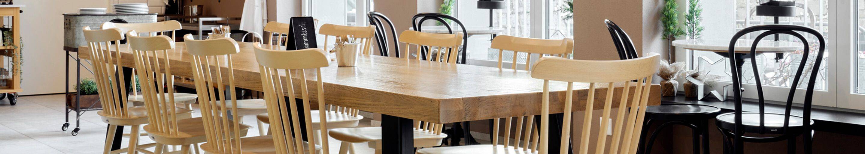 Indoor Holzstühle für Gastronomie oder Hotellerie