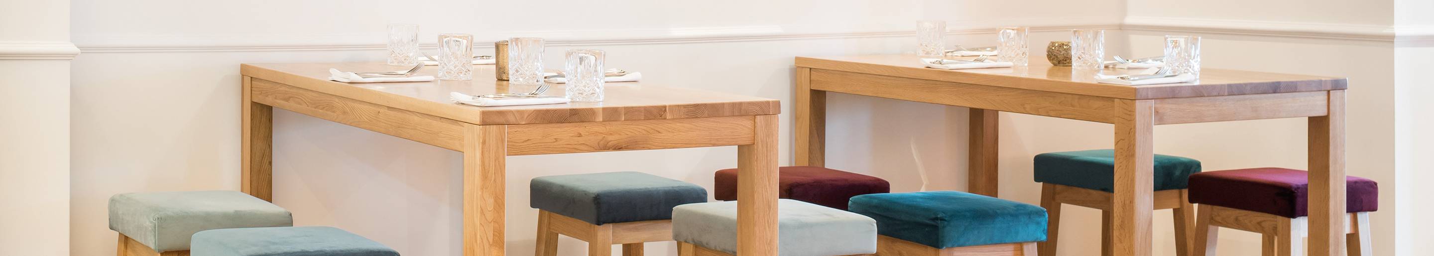 Tables en bois pour votre restaurant ou hôtel