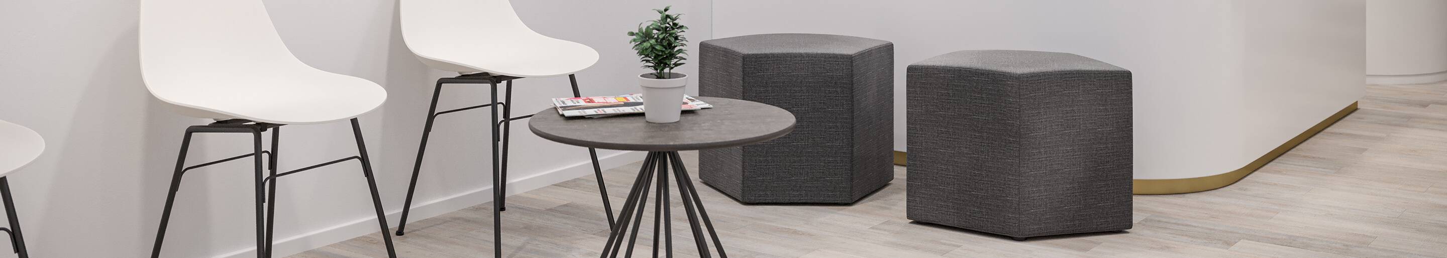 Indoor Hocker für Gastronomie, Hotellerie oder Wartezimmer