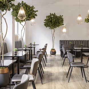 Restaurant, Café & Bar