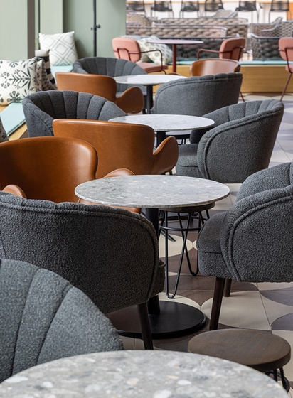 GO IN Referenz HANS-Y | ALL-IN Lifestyle Living | Indoor-Lounge