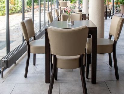 GO IN Referenz Berti´s Bar