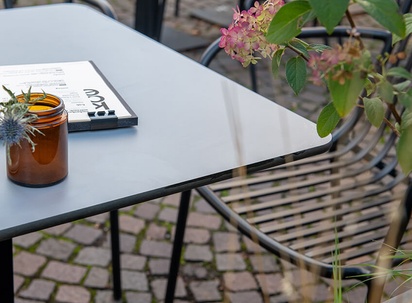 GO IN Referenz Koe Café