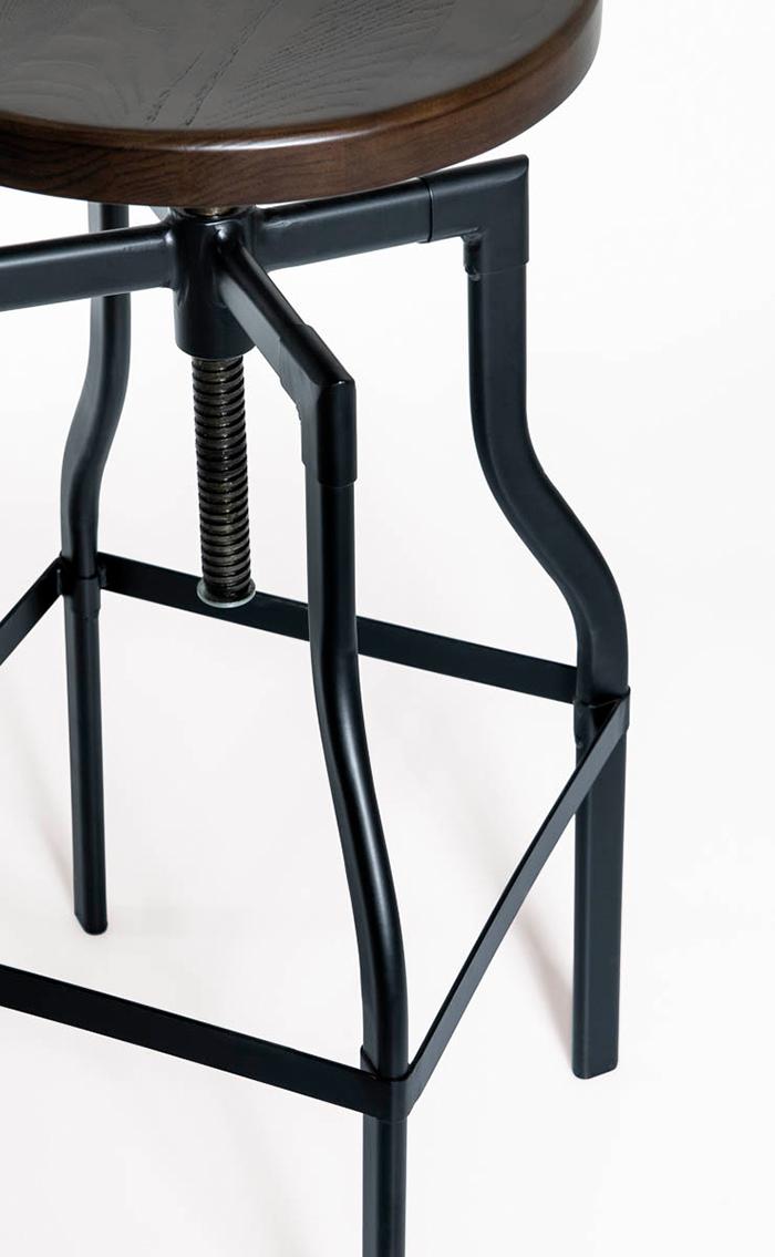 Abbildung bar stool Nobu Detailansicht