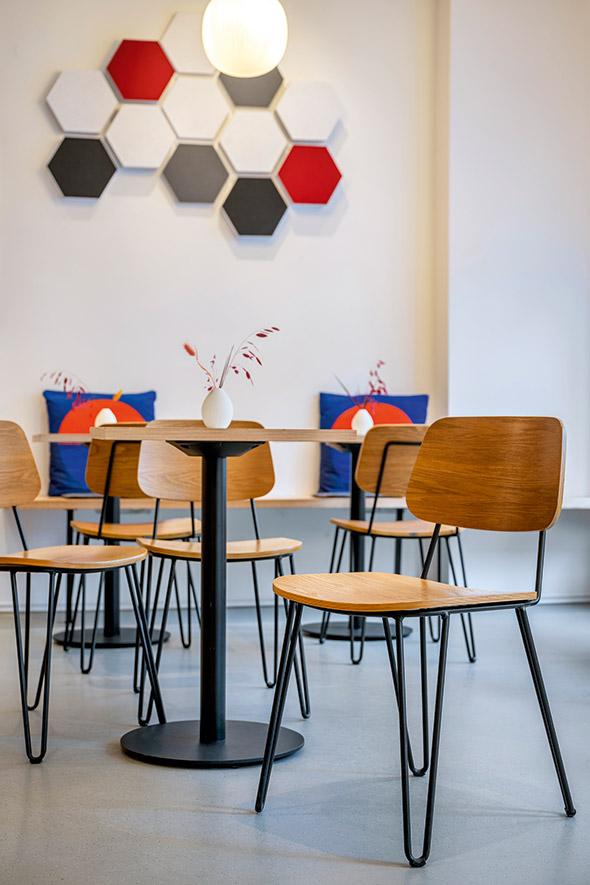 Table chair online sale