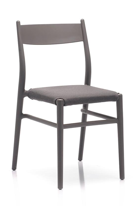 Abbildung chair Twenty Schrägansicht